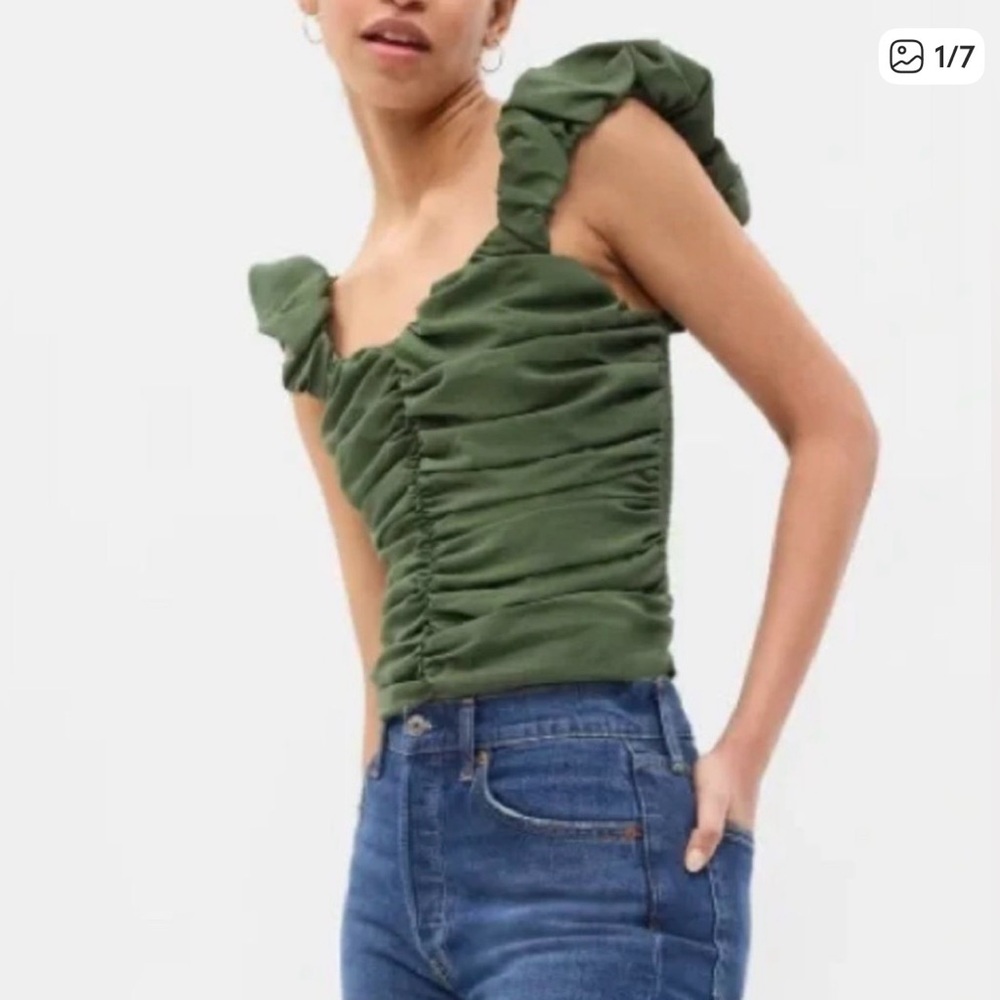 Gap Rouched Top -NWT